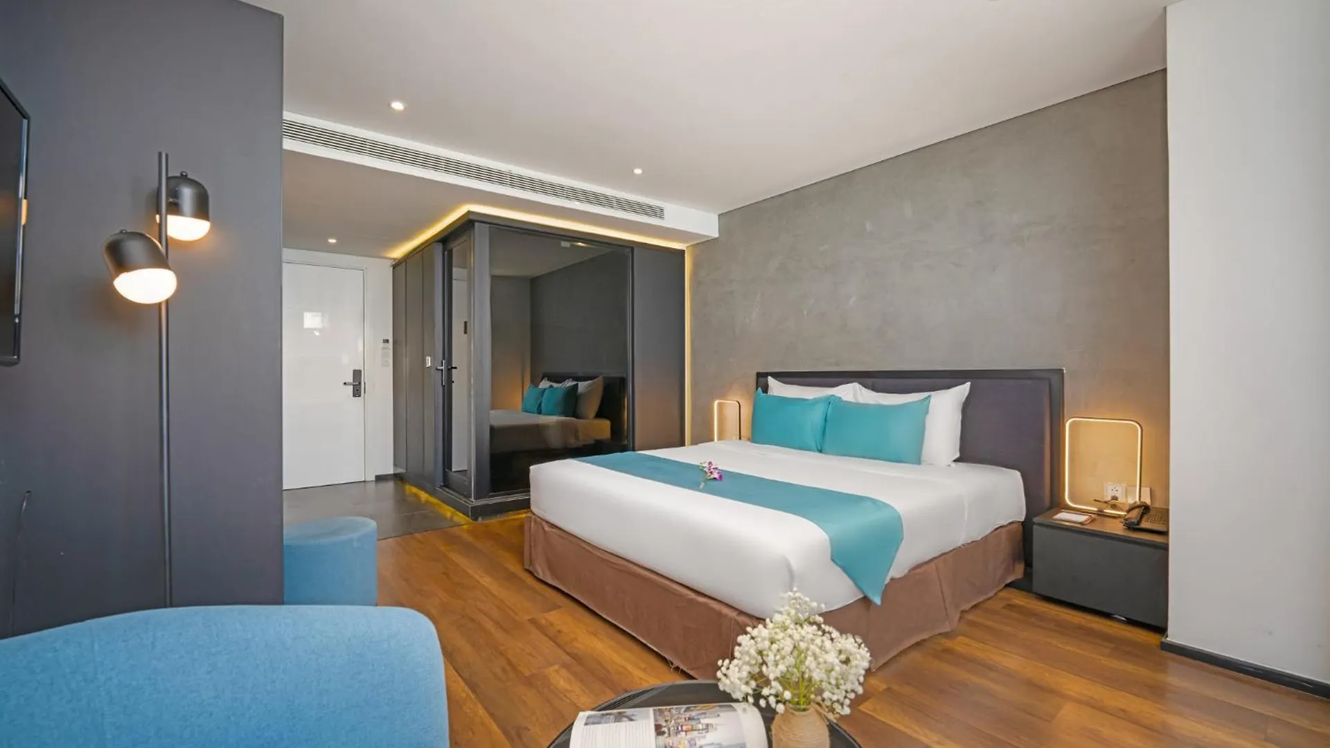 The Code Hotel & Spa Da Nang 4*,