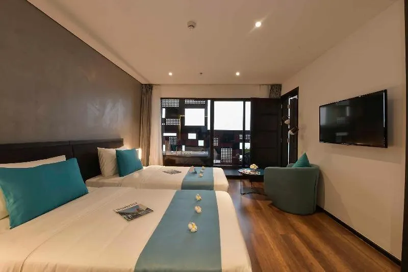 The Code Hotel & Spa Da Nang 4*,