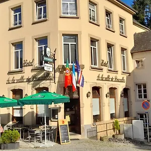 Café De De Bruxelles Inn