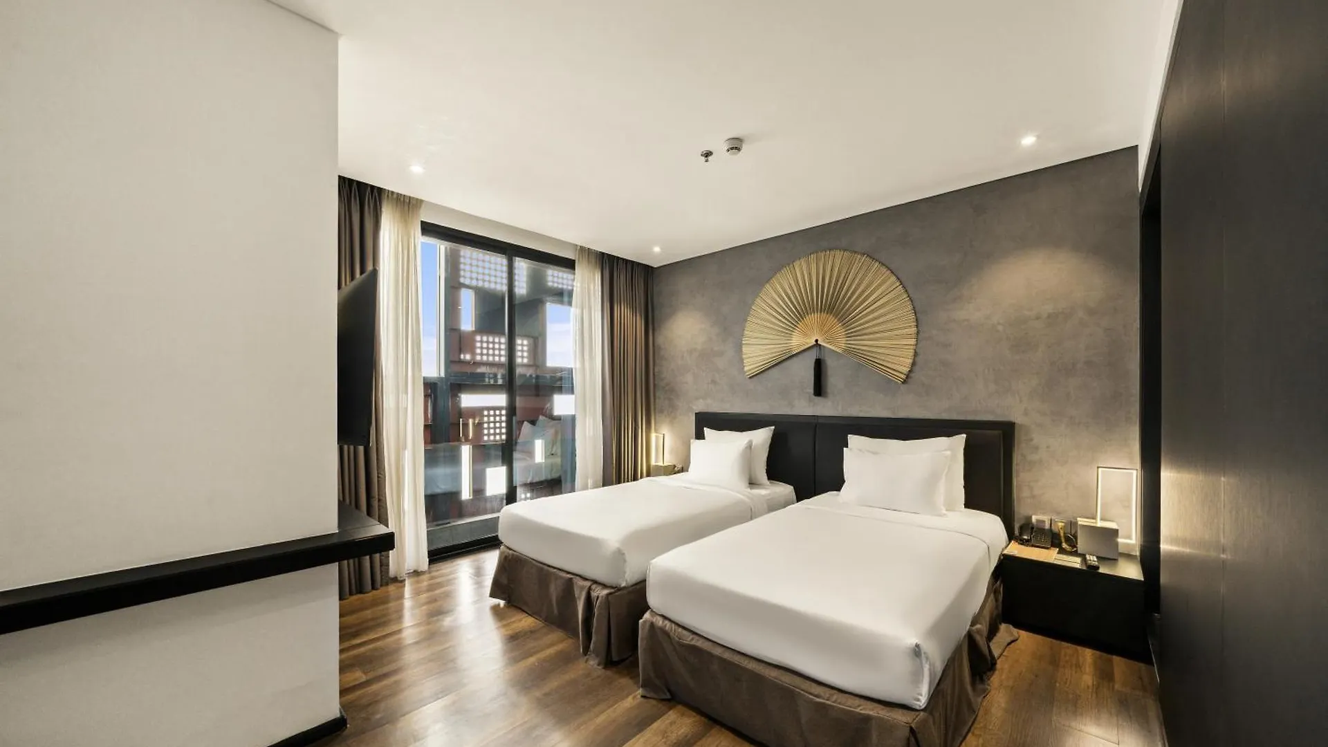 The Code Hotel & Spa Đà Nẵng 4*,