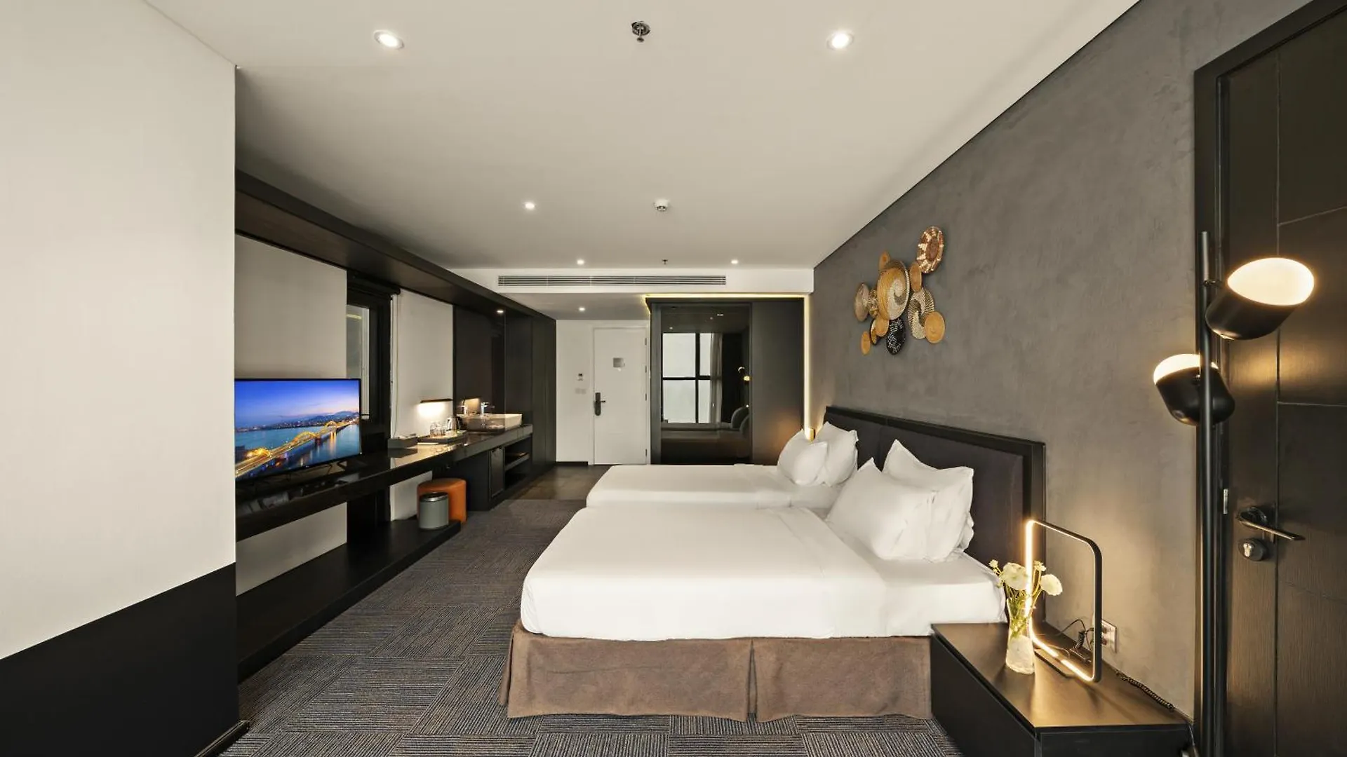 The Code Hotel & Spa Đà Nẵng 4*,