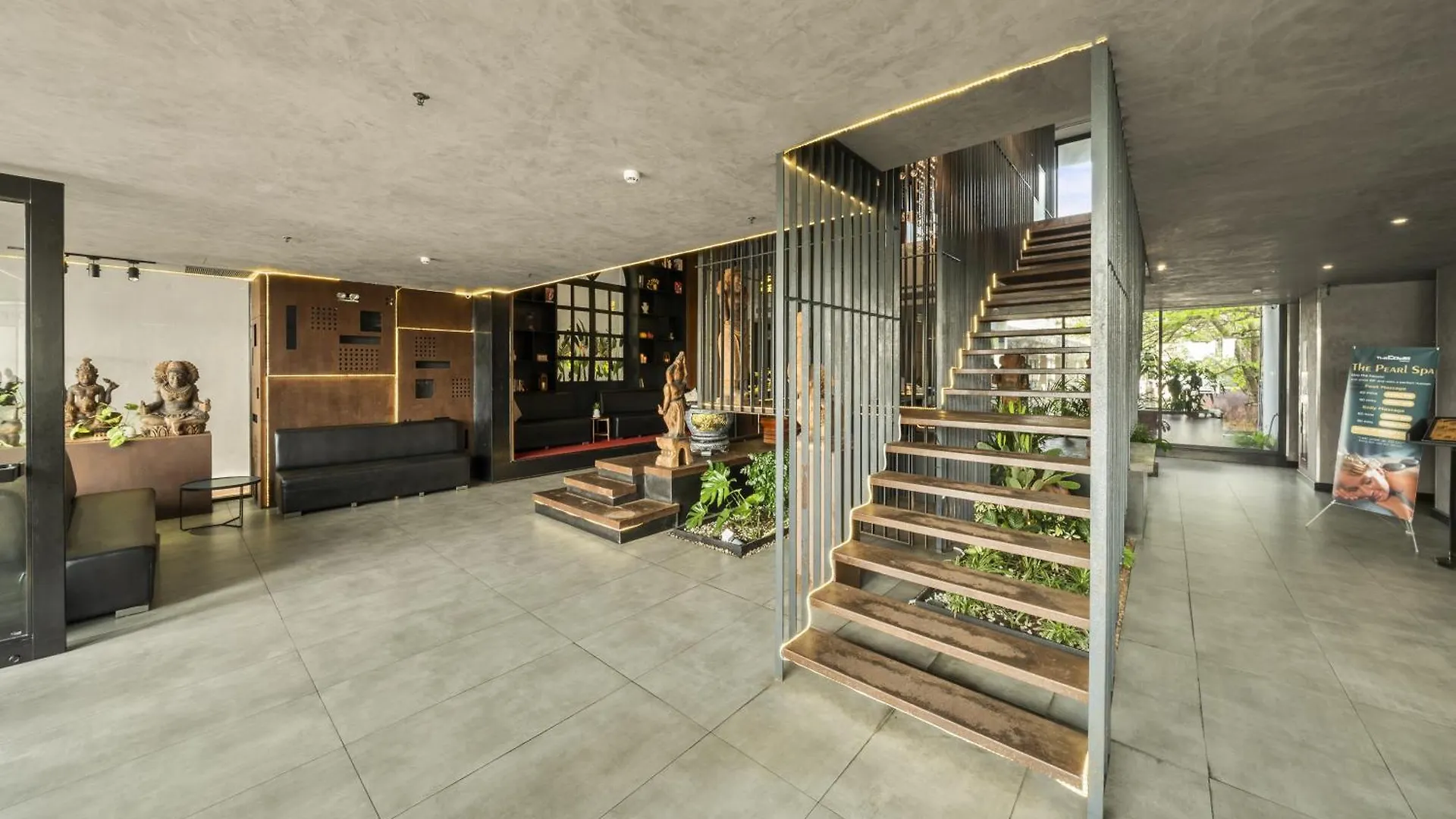 The Code Hotel & Spa Đà Nẵng 4*,