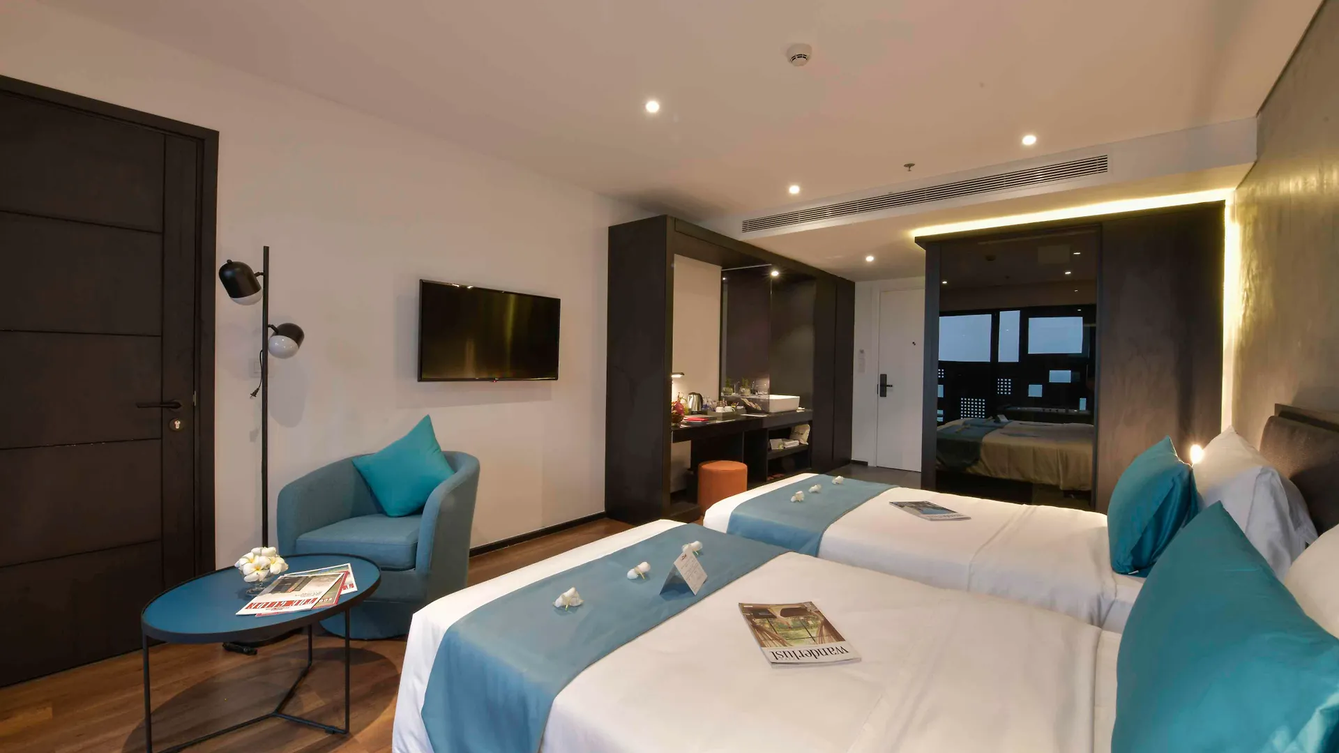 The Code Hotel & Spa Da Nang 4*,